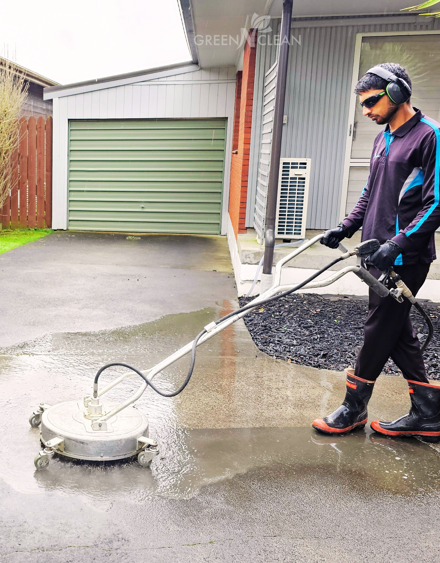 Green N Clean Driveway n Concrete Clean Services